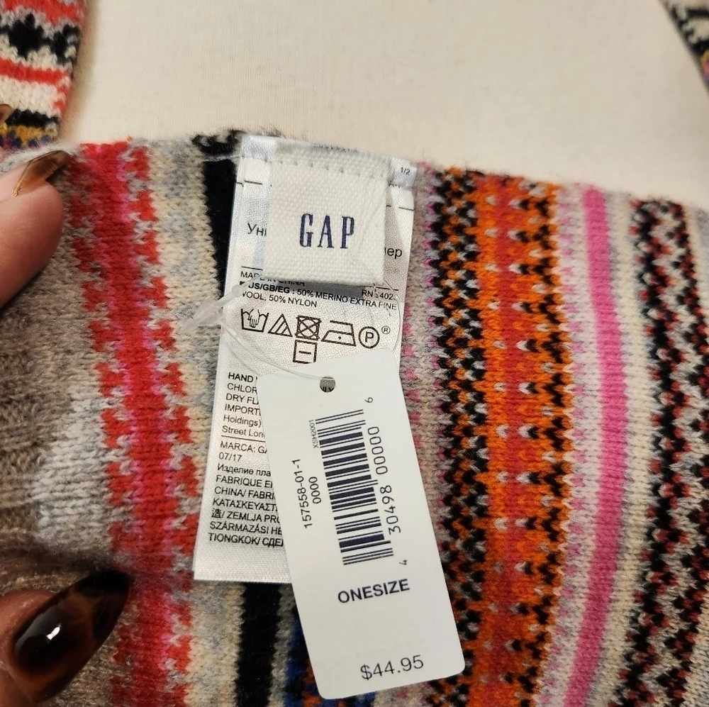 NWT GAP MERINO WOOL BLEND MULTICOLOR FAIR ISLE SCARF UNISEX